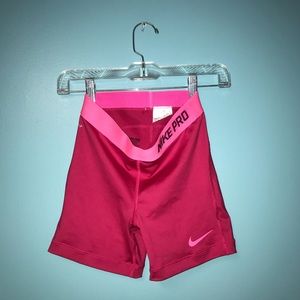 NIKE PRO Hot Pink Like New SMALL